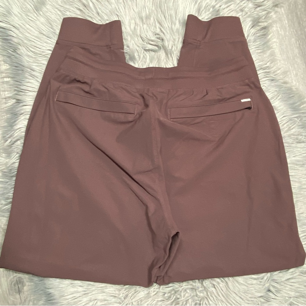 Vuori Chestnut Meta Athletic Slim Fit Pant Size Large - Picture 3 of 5